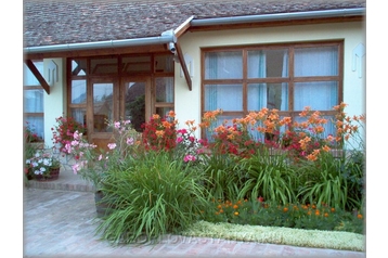 Унгария Privát Nagytótfalu, Екстериор